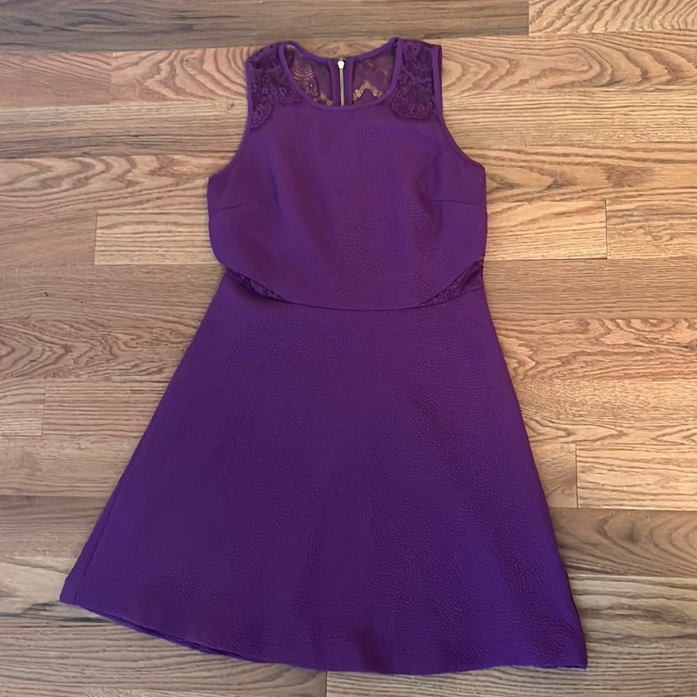 Kensie Dress with lace neckline and lace cutout at sides